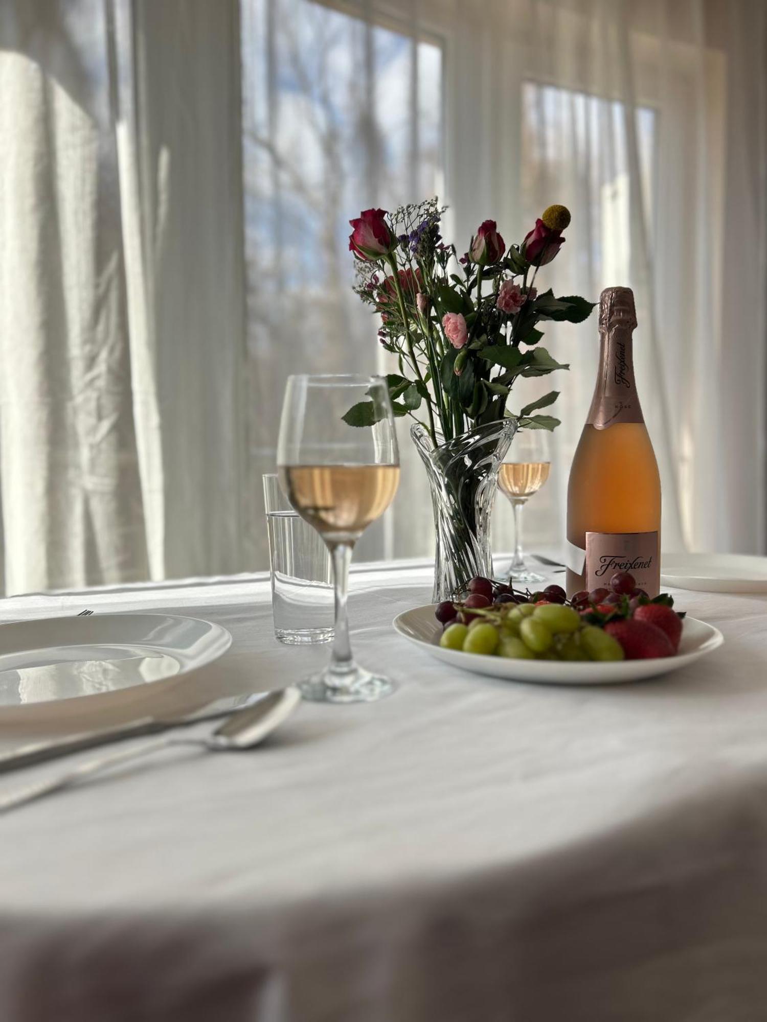 Casa Rea - Comfortable Stay With Free Parking Софія Екстер'єр фото